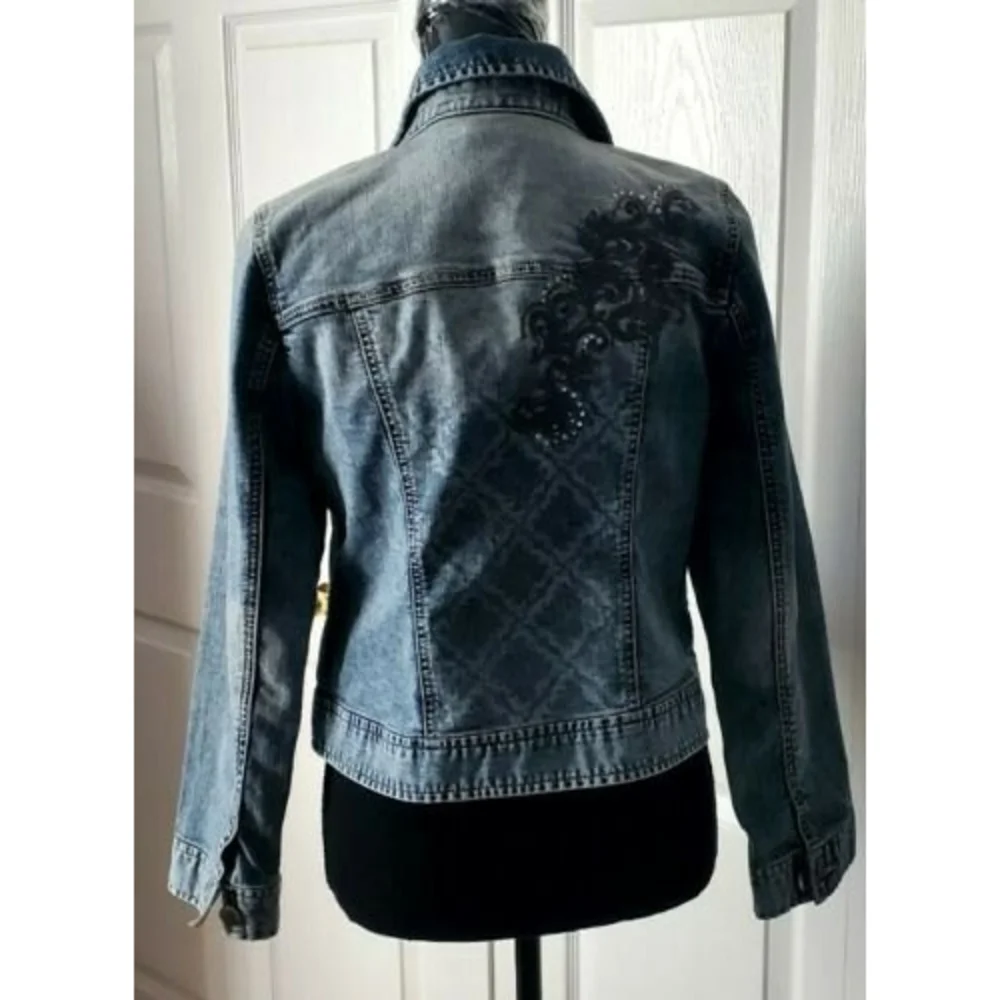 Platinum Chico's Blue Jean Jacket Women's Size 0 Embroidered Diamond Studs EUC